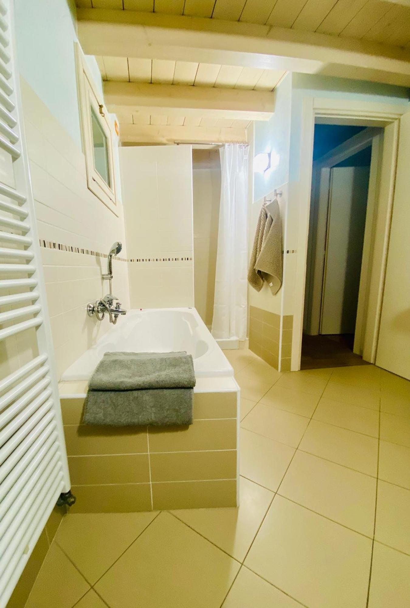 Da Mario Superior Apartment Malcesine Ngoại thất bức ảnh